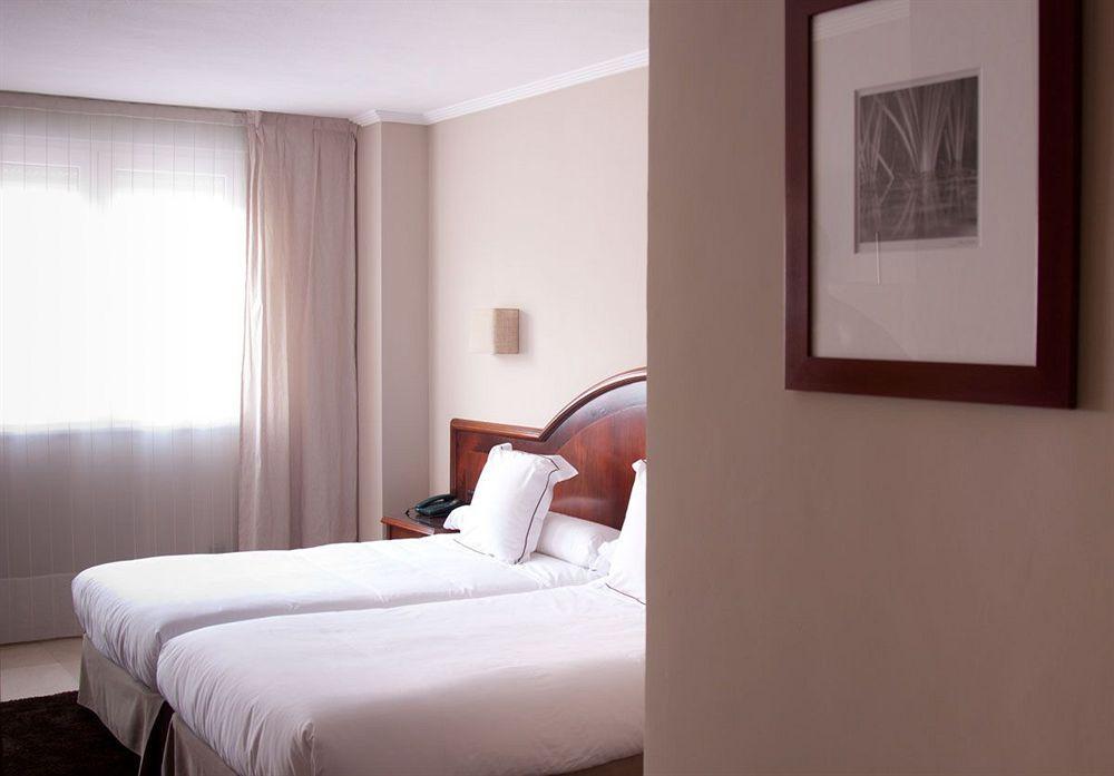 Hotel San Pedro Ланґрео Екстер'єр фото