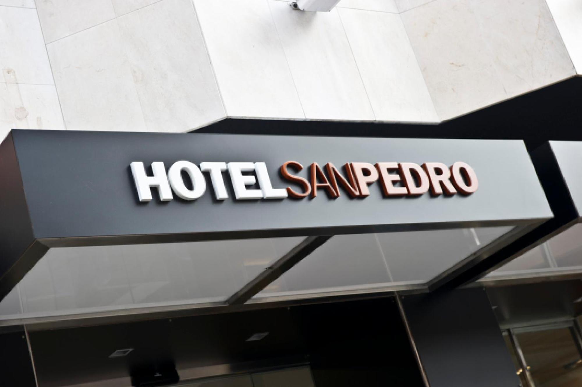 Hotel San Pedro Ланґрео Екстер'єр фото