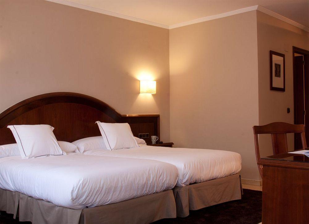 Hotel San Pedro Ланґрео Екстер'єр фото